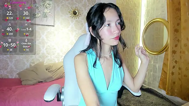 LilyThea online show from April 24, 2026, 8:11 pm