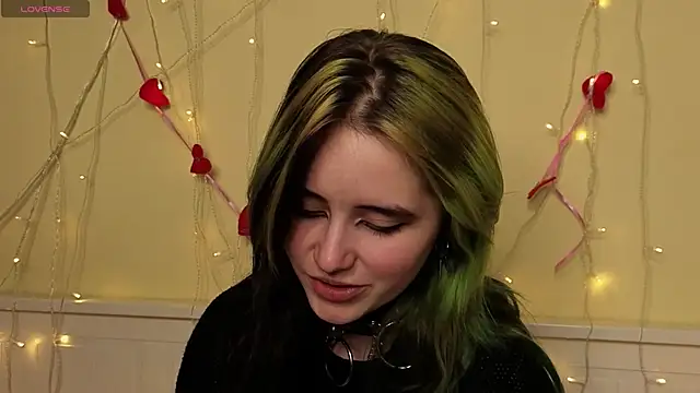 PortiaHedge online show from October 18, 2025, 6:43 pm