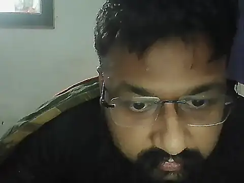 Dollseye online show from December 1, 2025, 5:36 pm