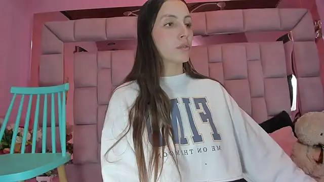 Snapshot of paula_miler1 chatting on February 9, 2026, 2:48 pm paula miler1 online show from February 9, 2026, 2:48 pm