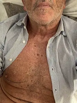 Snapshot of MARCO_NI chatting on October 27, 2025, 10:00 pm MARCO NI online show from October 27, 2025, 10:00 pm