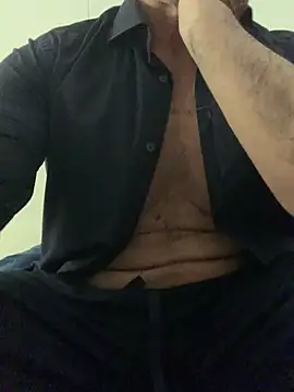 Snapshot of MARCO_NI chatting on April 15, 2026, 8:09 pm MARCO NI online show from April 15, 2026, 8:09 pm