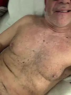 Snapshot of MARCO_NI chatting on April 14, 2026, 9:20 pm MARCO NI online show from April 14, 2026, 9:20 pm