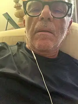 Snapshot of MARCO_NI chatting on September 11, 2025, 2:28 pm MARCO NI online show from September 11, 2025, 2:28 pm