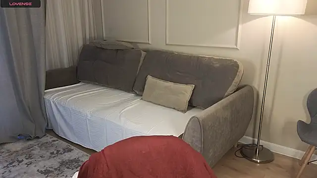 cutienaughtygirl online show from October 18, 2025, 8:27 am