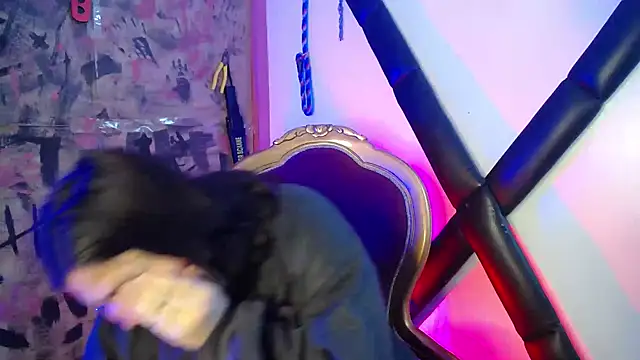 Milaanddalia online show from September 15, 2025, 8:53 pm