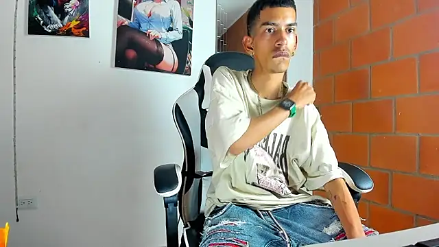 briamhoconor xh online show from March 24, 2026, 5:40 am