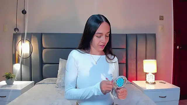 Snapshot of IremLee_ chatting on October 22, 2025, 8:52 pm IremLee  online show from October 22, 2025, 8:52 pm