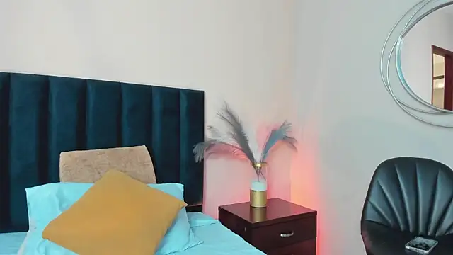 Snapshot of IremLee_ chatting on October 30, 2025, 12:53 am IremLee  online show from October 30, 2025, 12:53 am