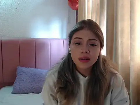 Snapshot of Alaina_Blessed chatting on October 13, 2025, 3:57 pm Alaina Blessed online show from October 13, 2025, 3:57 pm