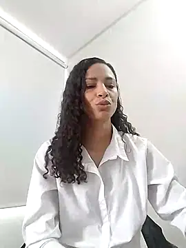 SofiaDelicia online show from October 19, 2025, 2:09 pm