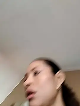 SofiaDelicia online show from October 15, 2025, 1:52 pm