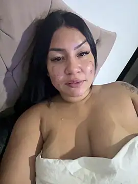 Snapshot of julianamascarada chatting on September 19, 2025, 12:25 am julianamascarada online show from September 19, 2025, 12:25 am