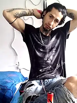 Tattoboy19cm online show from February 9, 2026, 3:10 pm