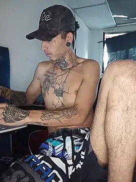 Tattoboy19cm online show from May 27, 2026, 1:18 pm