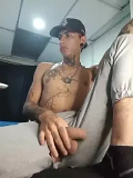 Tattoboy19cm online show from May 25, 2026, 12:10 am