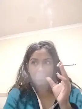 cute indianxo online show from May 27, 2026, 4:09 am