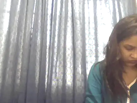 Snapshot of cute_indianxo chatting on September 19, 2025, 7:23 am cute indianxo online show from September 19, 2025, 7:23 am