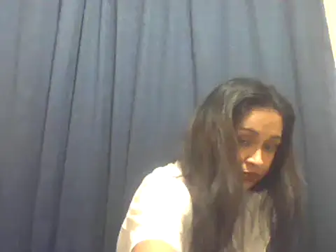 Snapshot of cute_indianxo chatting on October 3, 2025, 8:10 pm cute indianxo online show from October 3, 2025, 8:10 pm