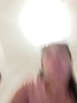 Lovely-deea online show from October 5, 2025, 12:07 pm