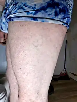 Snapshot of lovemedirty chatting on September 24, 2025, 2:45 pm lovemedirty online show from September 24, 2025, 2:45 pm