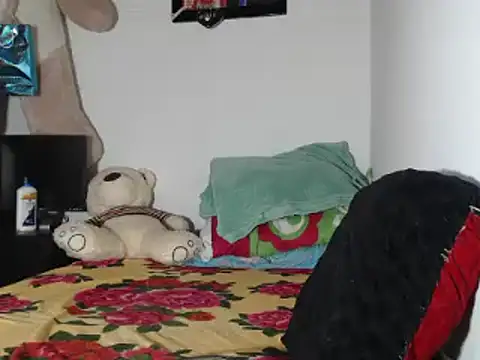 dani titan320 online show from September 26, 2025, 5:42 pm