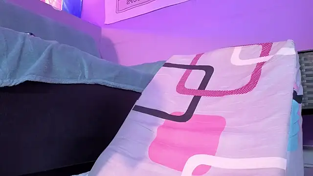 Gaia Gatex online show from October 8, 2025, 12:39 pm