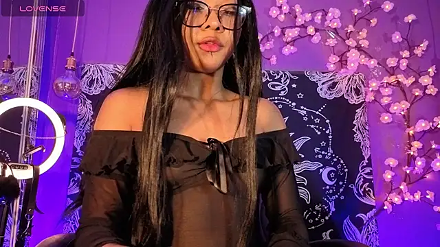 Snapshot of Gaia_Gatex chatting on April 8, 2026, 12:50 pm Gaia Gatex online show from April 8, 2026, 12:50 pm