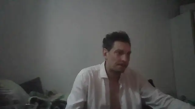 Snapshot of ARTANIS20 chatting on April 12, 2026, 12:19 pm ARTANIS20 online show from April 12, 2026, 12:19 pm