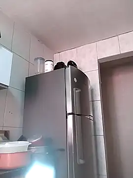 dyjaA online show from November 11, 2025, 11:16 am