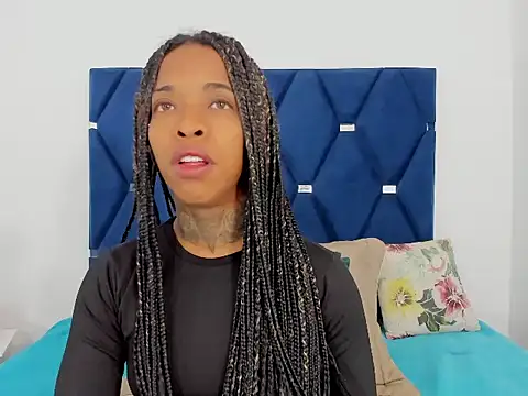 Pauline Fox online show from October 13, 2025, 12:01 am