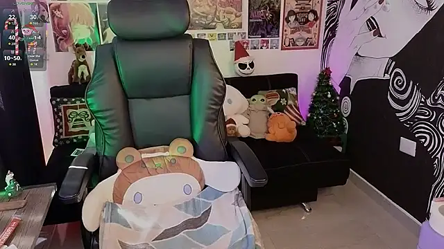 Yuhwan  online show from December 17, 2025, 5:51 pm