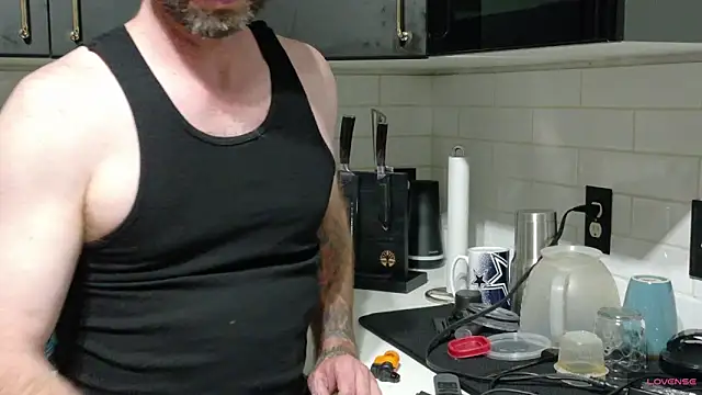 Snapshot of danoo84 chatting on November 13, 2025, 4:49 am danoo84 online show from November 13, 2025, 4:49 am