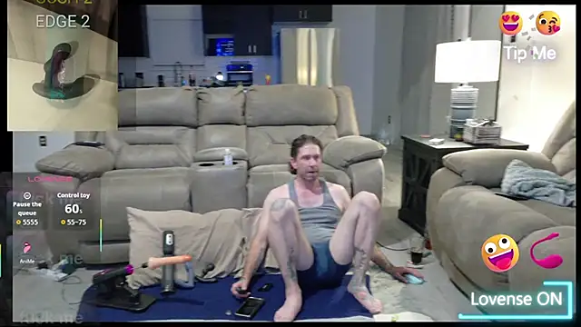 Snapshot of danoo84 chatting on October 12, 2025, 4:58 am danoo84 online show from October 12, 2025, 4:58 am