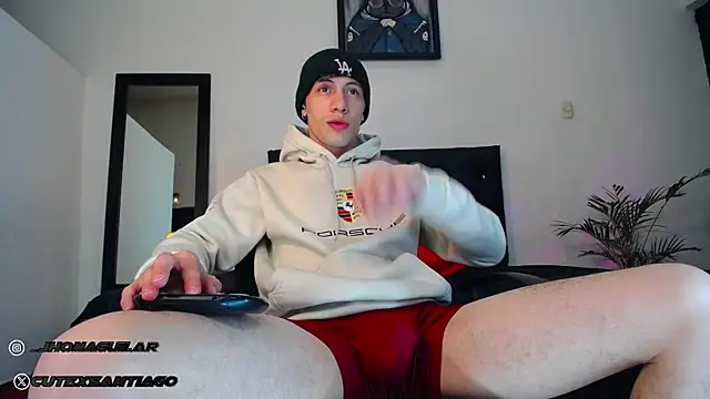 Snapshot of santiago_cutex chatting on October 12, 2025, 11:22 am santiago cutex online show from October 12, 2025, 11:22 am