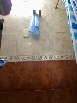 Snapshot of santiago_cutex chatting on October 31, 2025, 9:39 am santiago cutex online show from October 31, 2025, 9:39 am