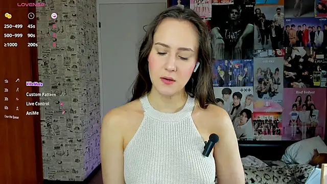 LucyRose3 online show from September 20, 2025, 4:50 am