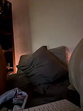 SwingWingWomanSweden online show from January 12, 2026, 9:41 pm