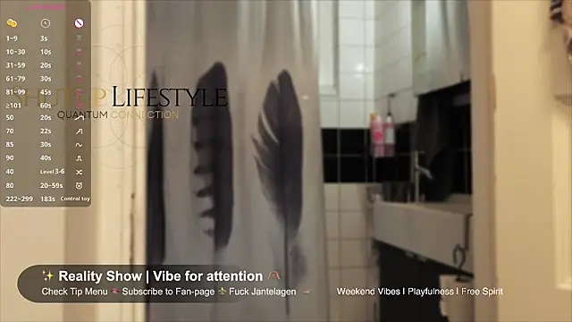 SwingWingWomanSweden online show from January 10, 2026, 11:22 pm