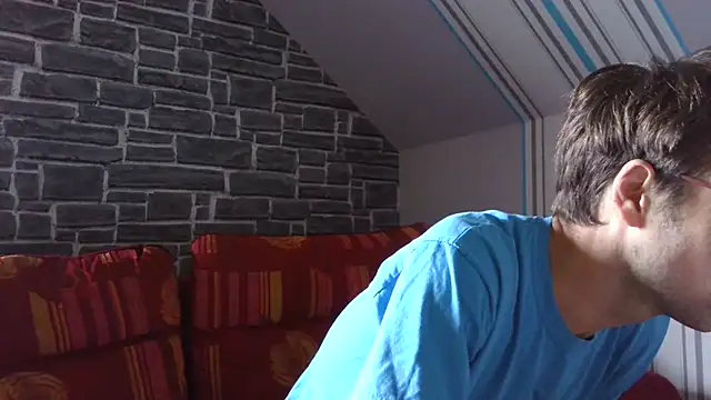 Snapshot of vers92_seb chatting on November 2, 2025, 9:14 am vers92 seb online show from November 2, 2025, 9:14 am