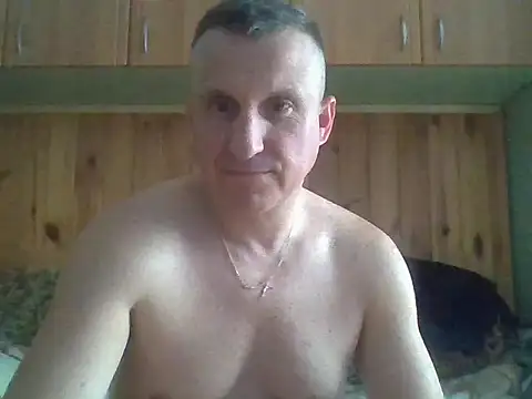 Snapshot of Maksymilian1 chatting on May 31, 2026, 3:29 pm Maksymilian1 online show from May 31, 2026, 3:29 pm