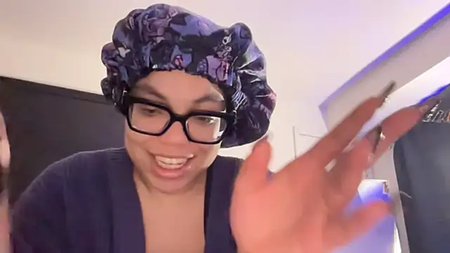 Snapshot of zahrabliss chatting on February 5, 2026, 11:11 pm zahrabliss online show from February 5, 2026, 11:11 pm