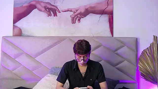 Snapshot of Soro_Lovelyboy chatting on September 19, 2025, 4:16 am Soro Lovelyboy online show from September 19, 2025, 4:16 am