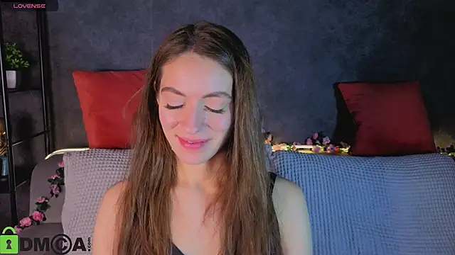 Agnes Wells online show from December 4, 2025, 9:19 am