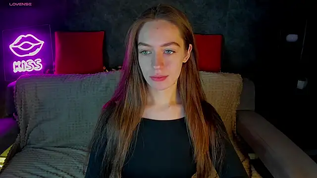 Snapshot of Agnes_Wells chatting on April 18, 2026, 1:08 am Agnes Wells online show from April 18, 2026, 1:08 am