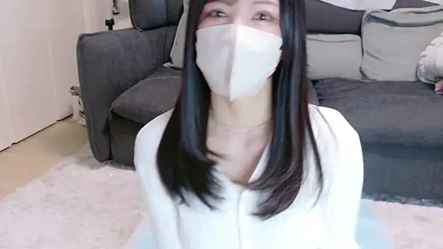 Snapshot of moemilk chatting on April 18, 2026, 10:32 pm moemilk online show from April 18, 2026, 10:32 pm