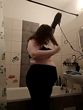 Feuchtekitty92xh online show from October 8, 2025, 6:59 am