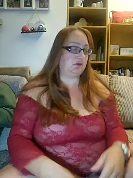Luscious-LucyXX online show from June 3, 2026, 8:13 pm