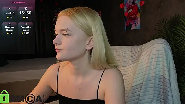 Snapshot of Carrie_Foster chatting on February 18, 2026, 6:55 am Carrie Foster online show from February 18, 2026, 6:55 am