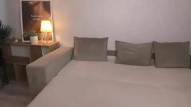 Elina Star online show from October 19, 2025, 12:41 pm